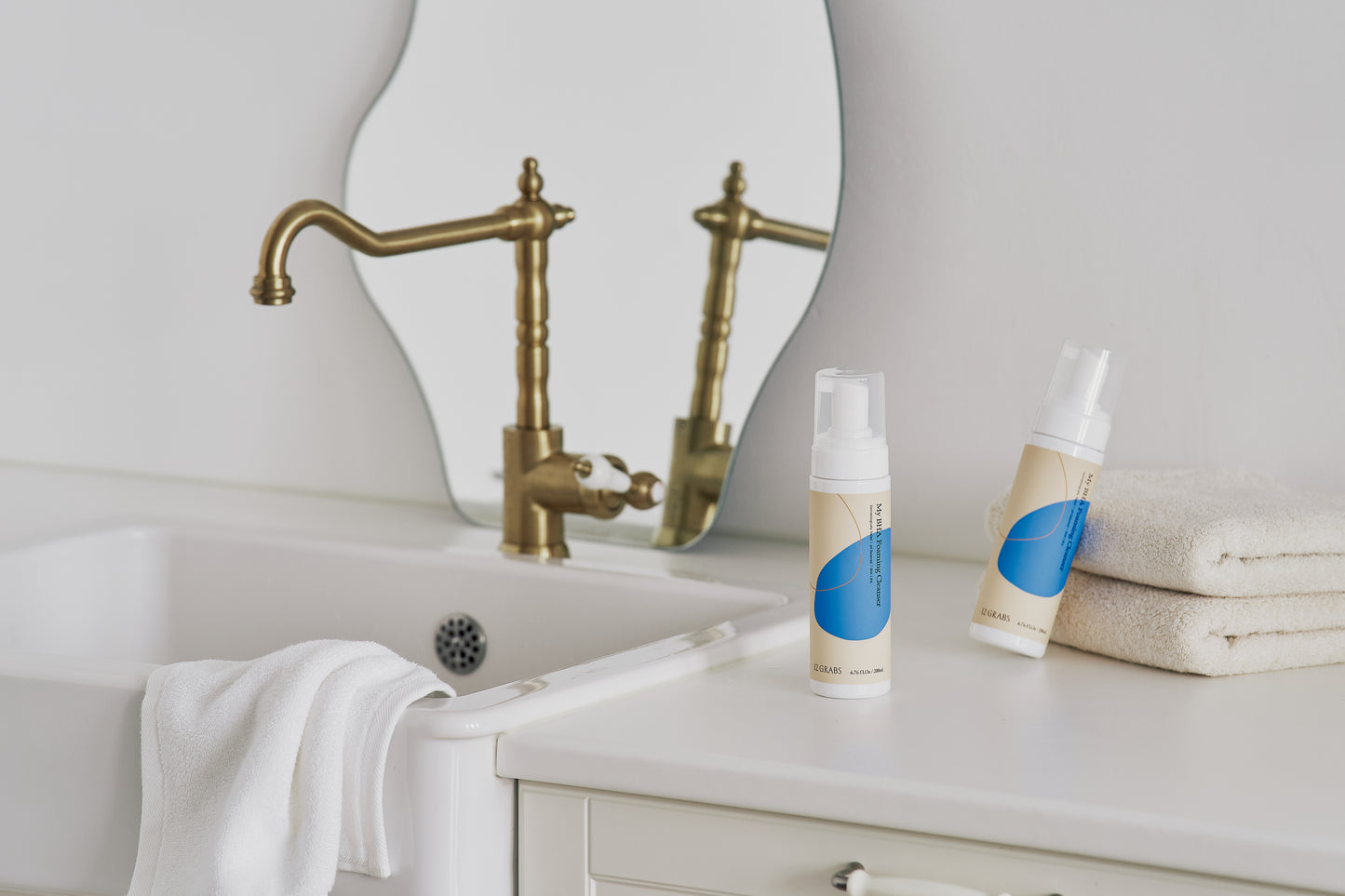 12GRABS BHA 1.8% Foaming Cleanser for Acne-Prone Skin – Pore Clearing, Exfoliating & Hydrating Korean Facial Wash