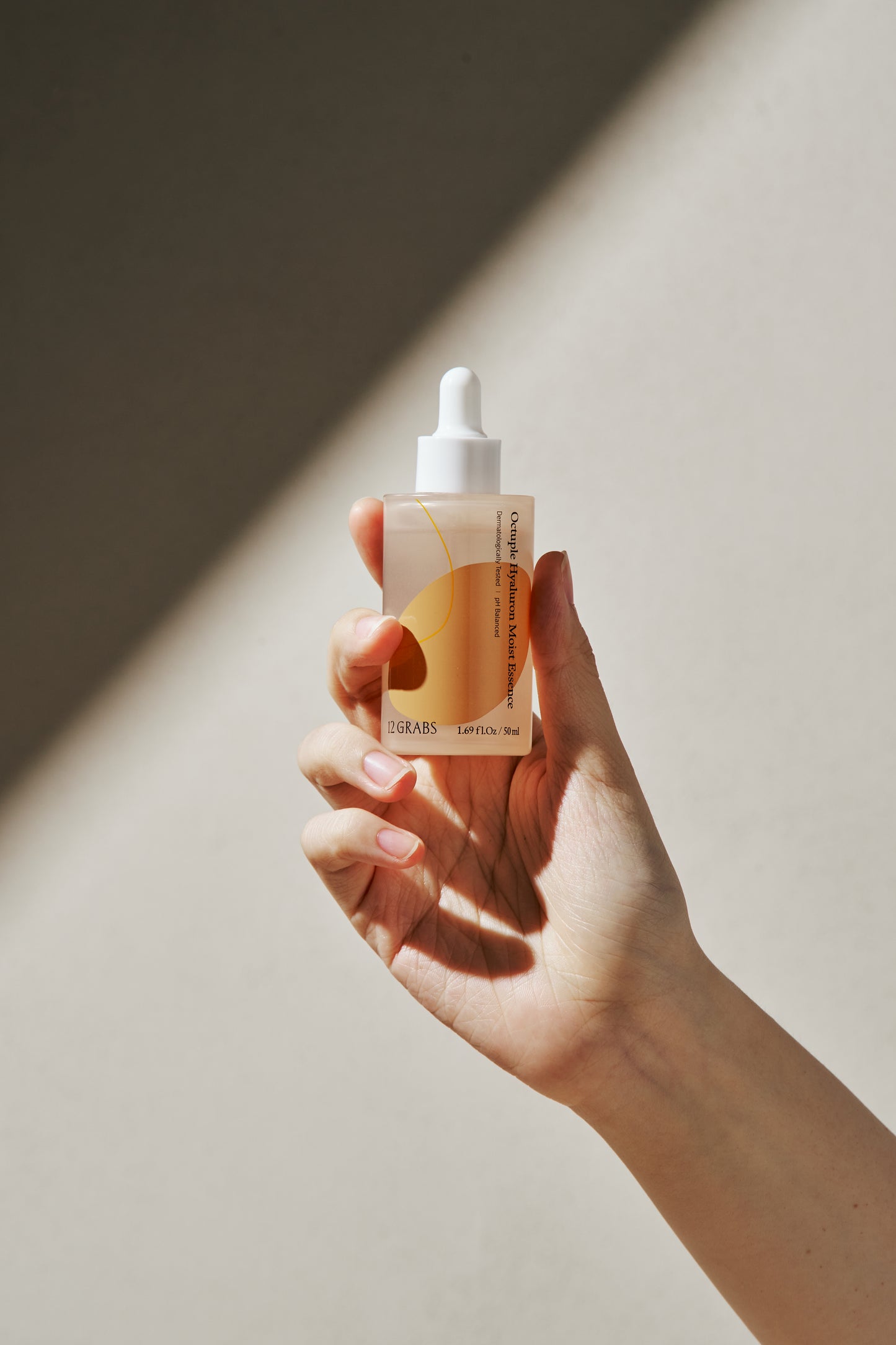 12GRABS 8-Layer Octuple Hyaluronic Acid Essence with 5,000Da Ultra-Low Molecule HA & Bamboo Water – Intense Deep Hydration & Elasticity Booster