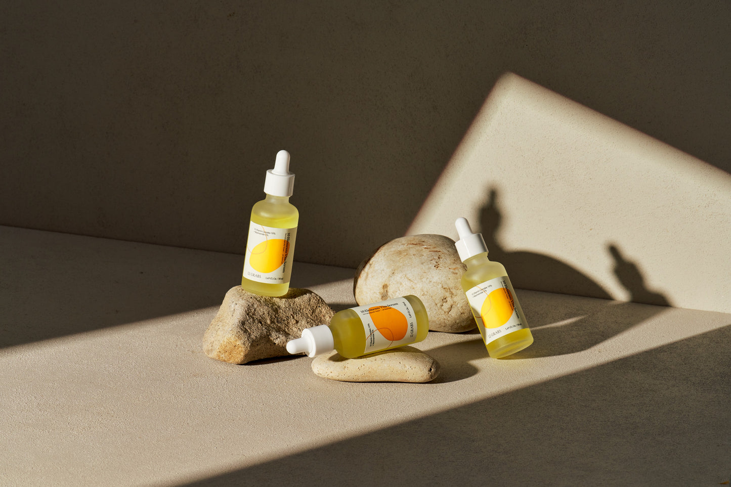 12GRABS 10% 10-Vitamin Complex + 5% Niacinamide Brightening Serum – Korean Dual Functional Whitening & Anti-Wrinkle Glow Booster